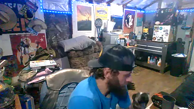 Snapshot of CloudDadddyyy420 chatting on 10, 10, 2025 CloudDadddyyy420 online show from 10, 10, 2025