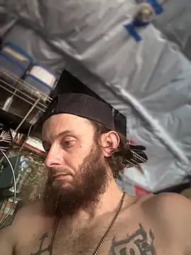 Snapshot of CloudDadddyyy420 chatting on 23, 10, 2025 CloudDadddyyy420 online show from 23, 10, 2025