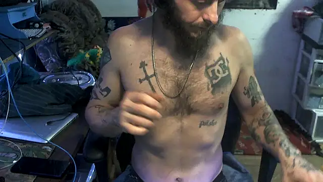 Snapshot of CloudDadddyyy420 chatting on 16, 11, 2025 CloudDadddyyy420 online show from 16, 11, 2025