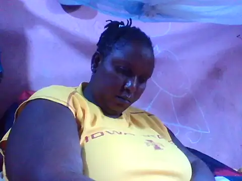 Snapshot of big_clits chatting on 3, 4, 2026 big clits online show from 3, 4, 2026