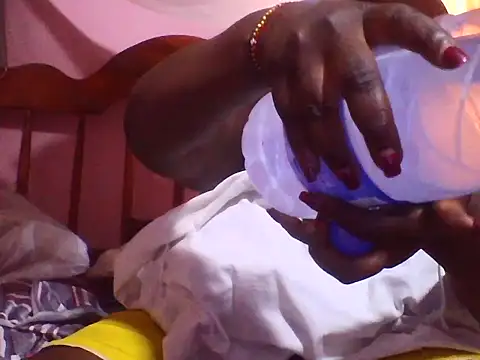 Snapshot of big_clits chatting on 8, 4, 2026 big clits online show from 8, 4, 2026