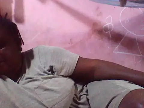 Snapshot of big_clits chatting on 16, 4, 2026 big clits online show from 16, 4, 2026