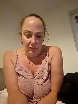 Snapshot of Wisie_Cutie chatting on 17, 10, 2025 Wisie Cutie online show from 17, 10, 2025