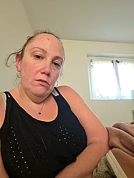 Wisie Cutie online show from 19, 3, 2026