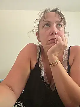 Snapshot of Wisie_Cutie chatting on 19, 6, 2026 Wisie Cutie online show from 19, 6, 2026