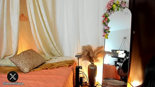 Snapshot of soyemi chatting on 1, 10, 2025 soyemi online show from 1, 10, 2025