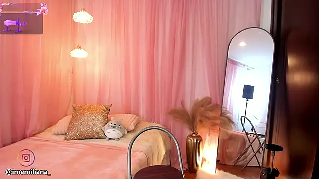 Snapshot of soyemi chatting on 7, 4, 2026 soyemi online show from 7, 4, 2026