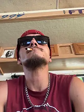 Snapshot of bugboy chatting on 17, 4, 2026 bugboy online show from 17, 4, 2026