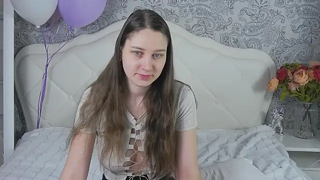 MollyBrams online show from 6, 2, 2026