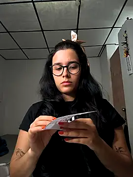 Snapshot of Annya-sweet chatting on 4, 3, 2026 Annya-sweet online show from 4, 3, 2026