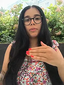 Snapshot of Annya-sweet chatting on 25, 6, 2026 Annya-sweet online show from 25, 6, 2026