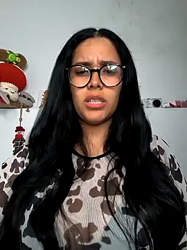 Snapshot of Annya-sweet chatting on 7, 7, 2026 Annya-sweet online show from 7, 7, 2026