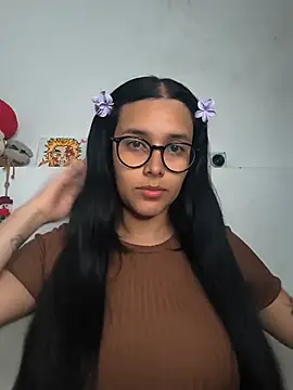 Snapshot of Annya-sweet chatting on 18, 7, 2026 Annya-sweet online show from 18, 7, 2026