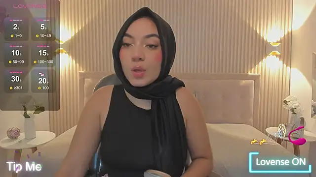 Snapshot of Sooffii_1 chatting on 11, 12, 2024 Sooffii 1 online show from 11, 12, 2024