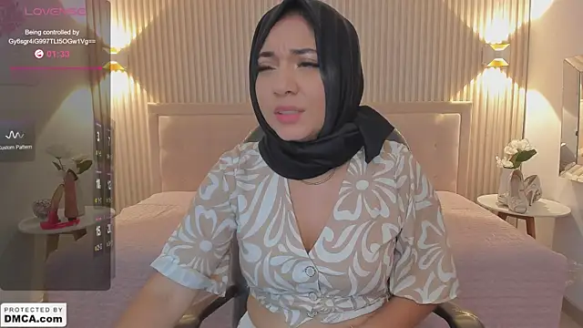 Snapshot of Sooffii_1 chatting on 19, 12, 2024 Sooffii 1 online show from 19, 12, 2024