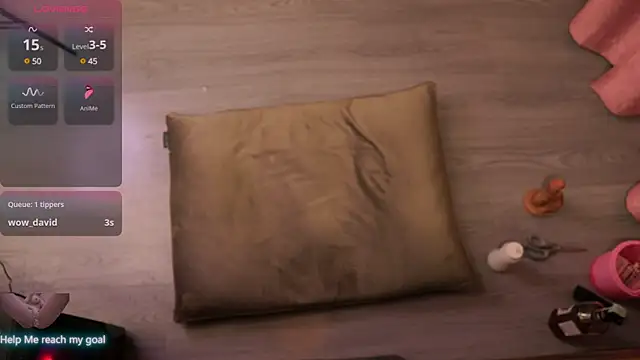 Redhead Shark new online show from 1, 2, 2025