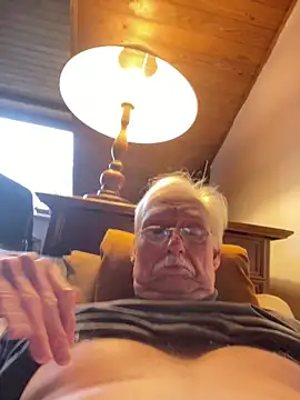 Snapshot of Steffibi1954 chatting on 22, 2, 2026 Steffibi1954 online show from 22, 2, 2026