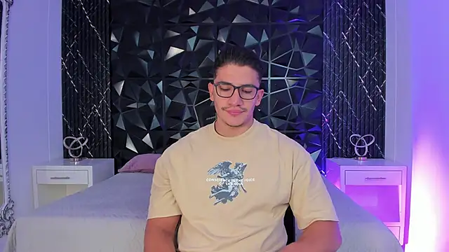 Snapshot of JeffDaltton chatting on 6, 10, 2025 JeffDaltton online show from 6, 10, 2025