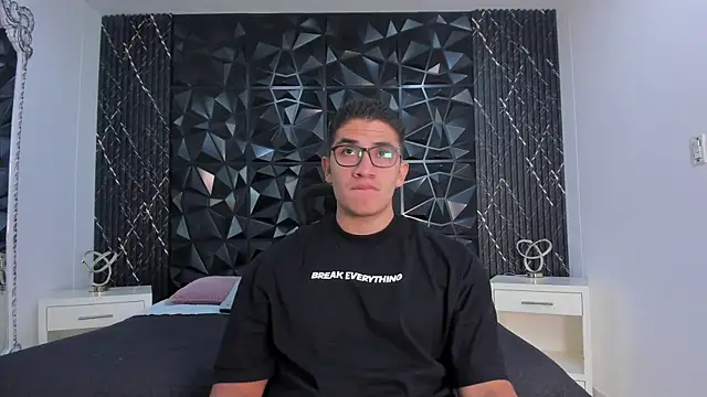 Snapshot of JeffDaltton chatting on 10, 10, 2025 JeffDaltton online show from 10, 10, 2025