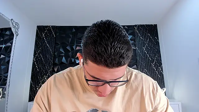 Snapshot of JeffDaltton chatting on 1, 4, 2026 JeffDaltton online show from 1, 4, 2026