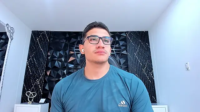 Snapshot of JeffDaltton chatting on 2, 4, 2026 JeffDaltton online show from 2, 4, 2026