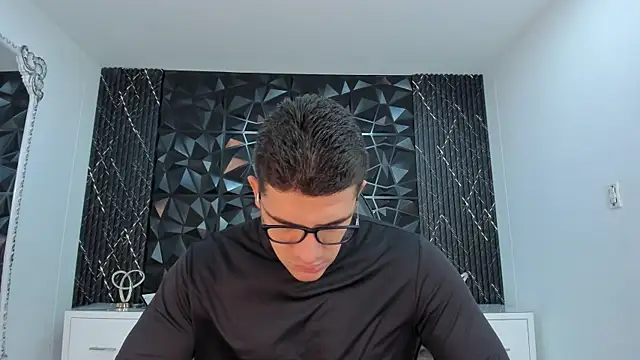 Snapshot of JeffDaltton chatting on 7, 4, 2026 JeffDaltton online show from 7, 4, 2026