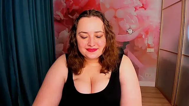 GwenHoward online show from 1, 2, 2025