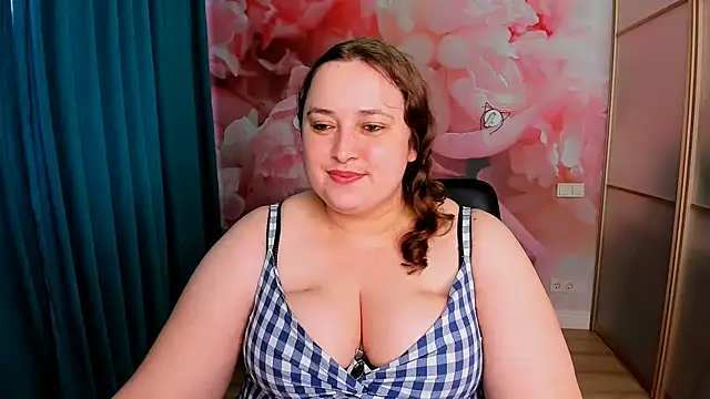 GwenHoward online show from 1, 3, 2025