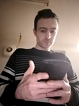 Snapshot of Erimyka chatting on 9, 3, 2026 Erimyka online show from 9, 3, 2026