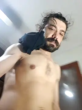 Snapshot of CrisSexShy chatting on 5, 10, 2025 CrisSexShy online show from 5, 10, 2025