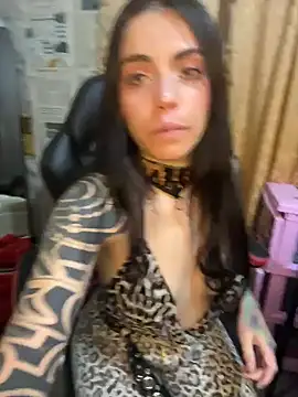 Snapshot of i_am_nina_ chatting on 21, 3, 2026 i am nina online show from 21, 3, 2026