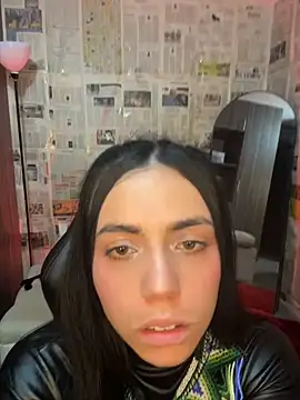 Snapshot of i_am_nina_ chatting on 21, 4, 2026 i am nina online show from 21, 4, 2026