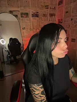 i am nina  online show from 30, 6, 2026