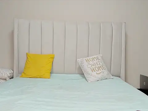 Snapshot of _heavenlysent chatting on 28, 10, 2025 heavenlysent online show from 28, 10, 2025