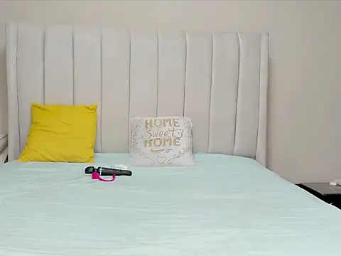 Snapshot of _heavenlysent chatting on 28, 10, 2025 heavenlysent online show from 28, 10, 2025