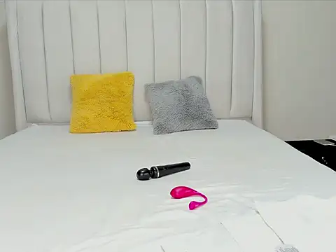 Snapshot of _heavenlysent chatting on 21, 11, 2025 heavenlysent online show from 21, 11, 2025