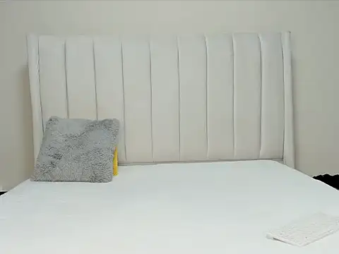 Snapshot of _heavenlysent chatting on 2, 12, 2025 heavenlysent online show from 2, 12, 2025