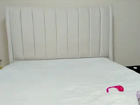 Snapshot of _heavenlysent chatting on 3, 12, 2025 heavenlysent online show from 3, 12, 2025