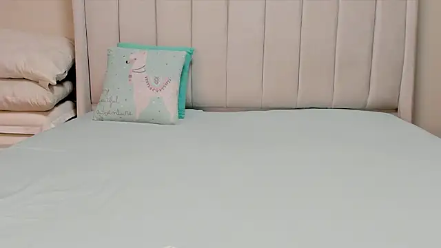  heavenlysent online show from 18, 4, 2026