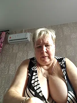 EffectFiona online show from 1, 11, 2025