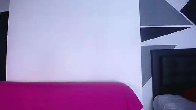 Snapshot of Miss_Loise chatting on 11, 1, 2025 Miss Loise online show from 11, 1, 2025