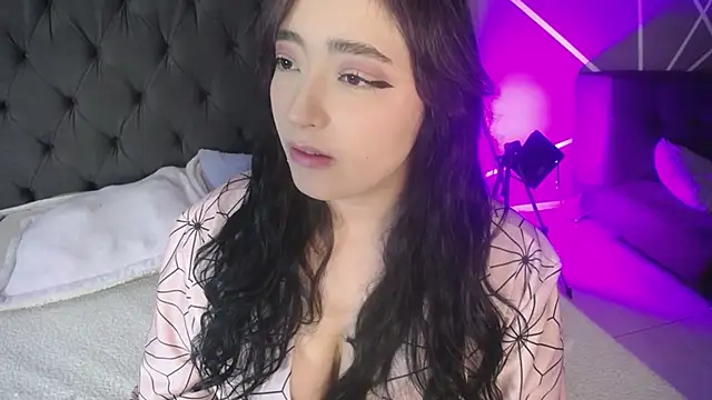 Snapshot of Miss_Loise chatting on 15, 3, 2025 Miss Loise online show from 15, 3, 2025