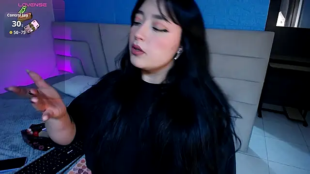 Snapshot of Miss_Loise chatting on 25, 9, 2025 Miss Loise online show from 25, 9, 2025