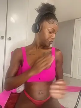 Snapshot of wishwashhy22 chatting on 2, 10, 2025 wishwashhy22 online show from 2, 10, 2025