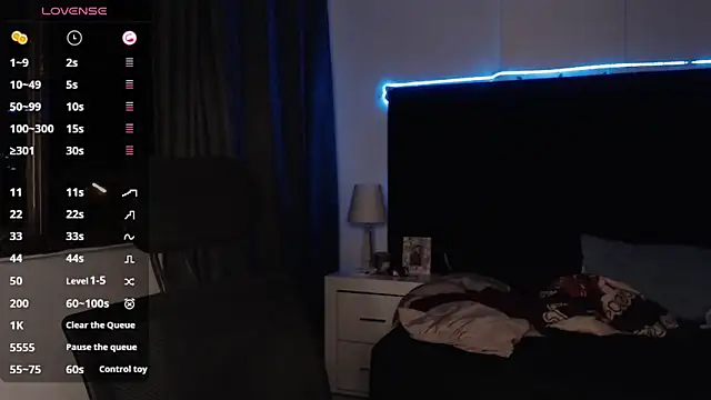 andrewmhilton  online show from 15, 10, 2025