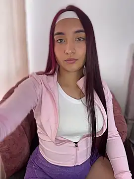 Snapshot of _Tammyy chatting on 8, 4, 2026 Tammyy online show from 8, 4, 2026