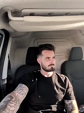 Snapshot of Brightspark22 chatting on 8, 4, 2026 Brightspark22 online show from 8, 4, 2026