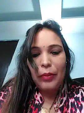 Snapshot of Poojabhabi101 chatting on 25, 12, 2024 Poojabhabi101 online show from 25, 12, 2024