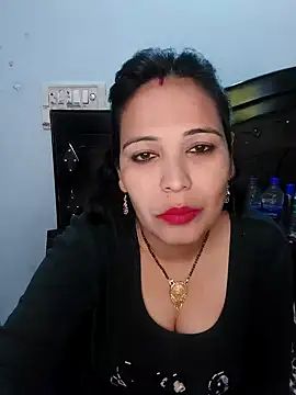 Snapshot of Poojabhabi101 chatting on 1, 1, 2025 Poojabhabi101 online show from 1, 1, 2025