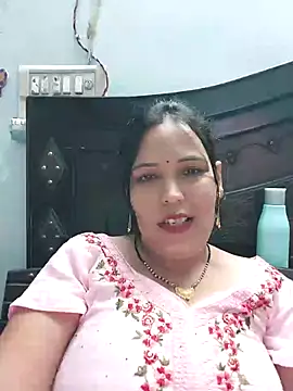Snapshot of Poojabhabi101 chatting on 9, 9, 2025 Poojabhabi101 online show from 9, 9, 2025